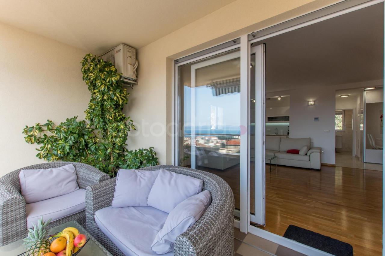 Sea View Apartments Dammi With Free Parking Макарска Экстерьер фото