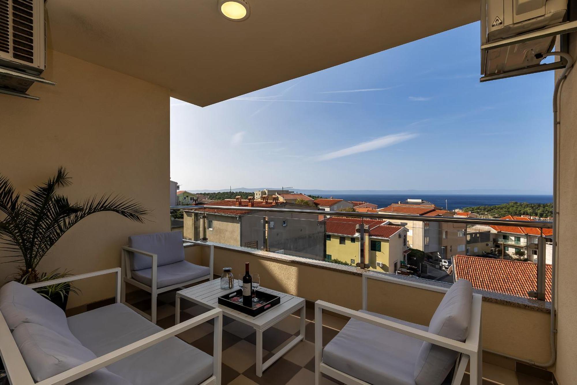 Sea View Apartments Dammi With Free Parking Макарска Экстерьер фото