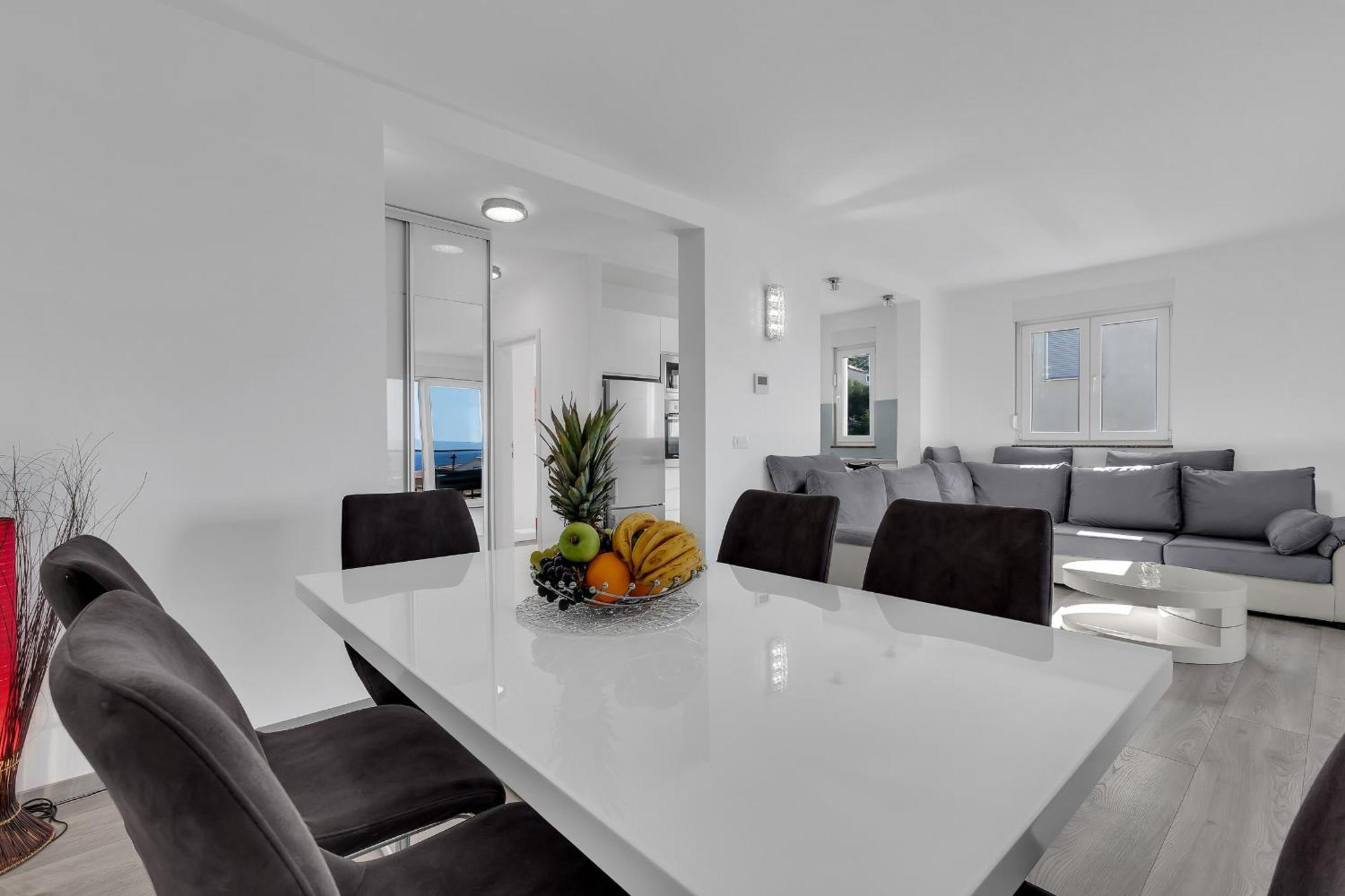 Sea View Apartments Dammi With Free Parking Макарска Экстерьер фото